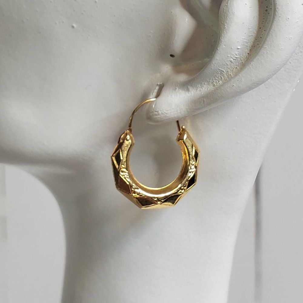 *SOLD* Fine 14k Yellow Gold Octagon Shape Etched Hoop Lever Earrings Vintage - Picture 2 of 7